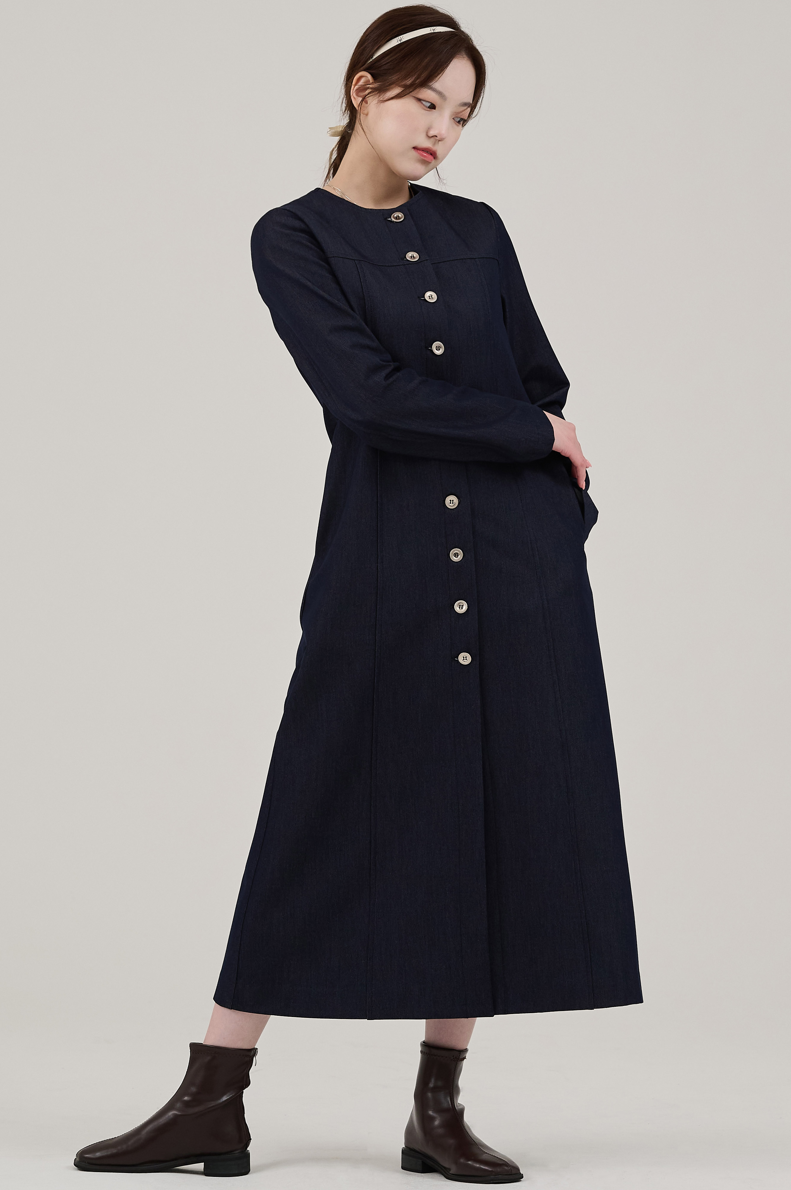 FLEECE-BACK DENIM MAXI DRESS JACKET-dark blue, 혜영킴, HYEYEONG KIM designer brand